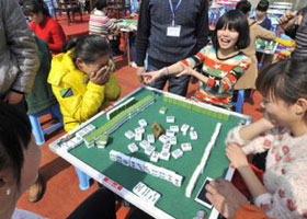 长沙举办首届女子麻将大赛(1)